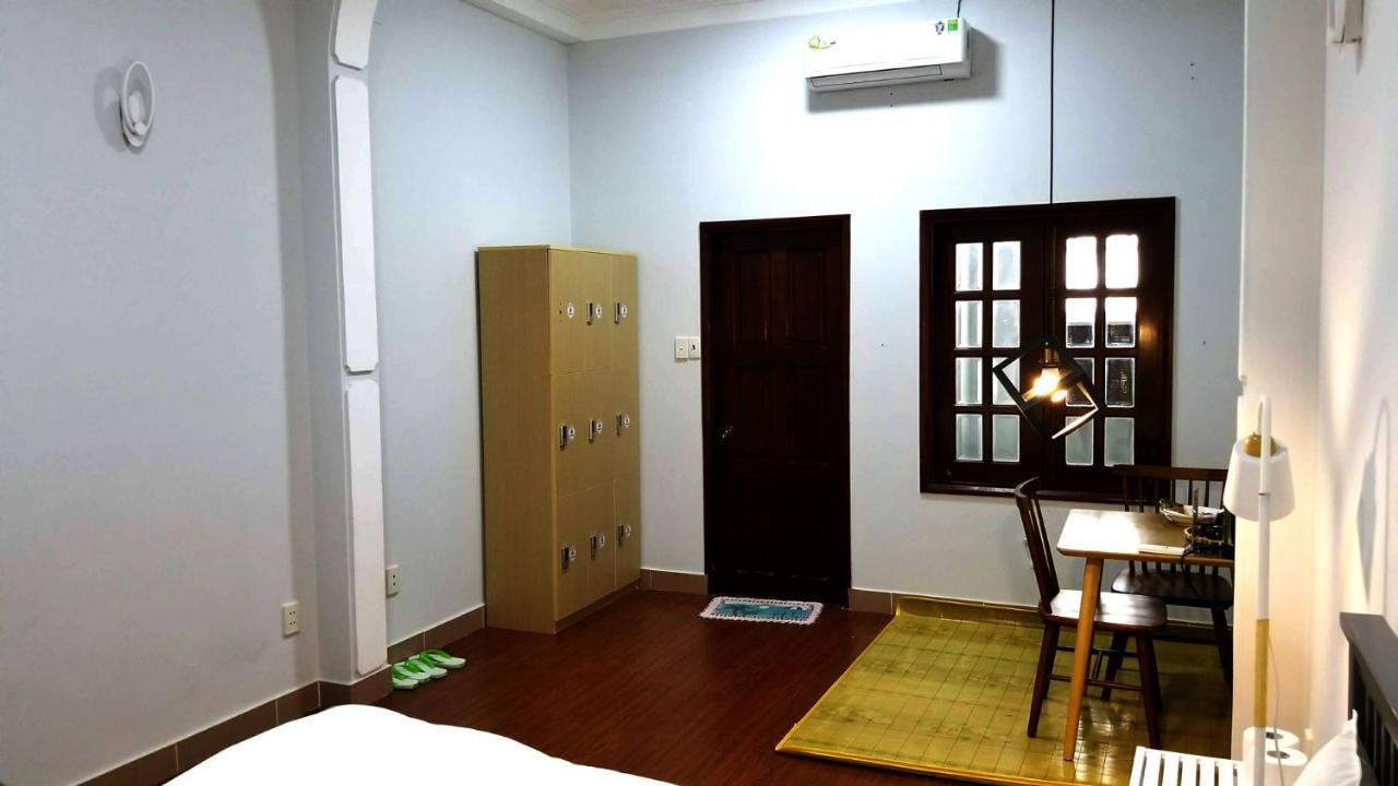 Hostel The Roost Ho Chi Minh City